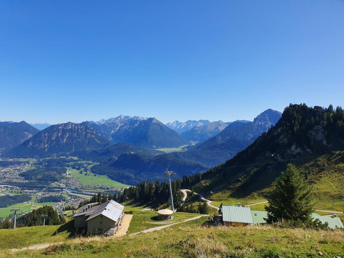 Aparthotel Alpenhof Waengle Reutte Exterior foto